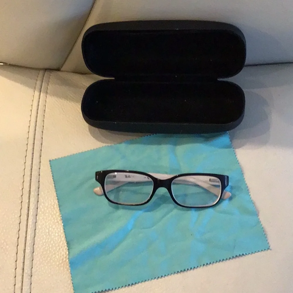 Ray band glasses